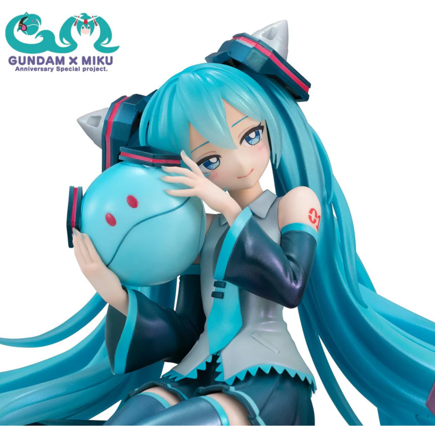 Mobile Suit Gundam 45th Anniversary x Hatsune Miku Lucrea Hatsune Miku x 00 Gundam Figure